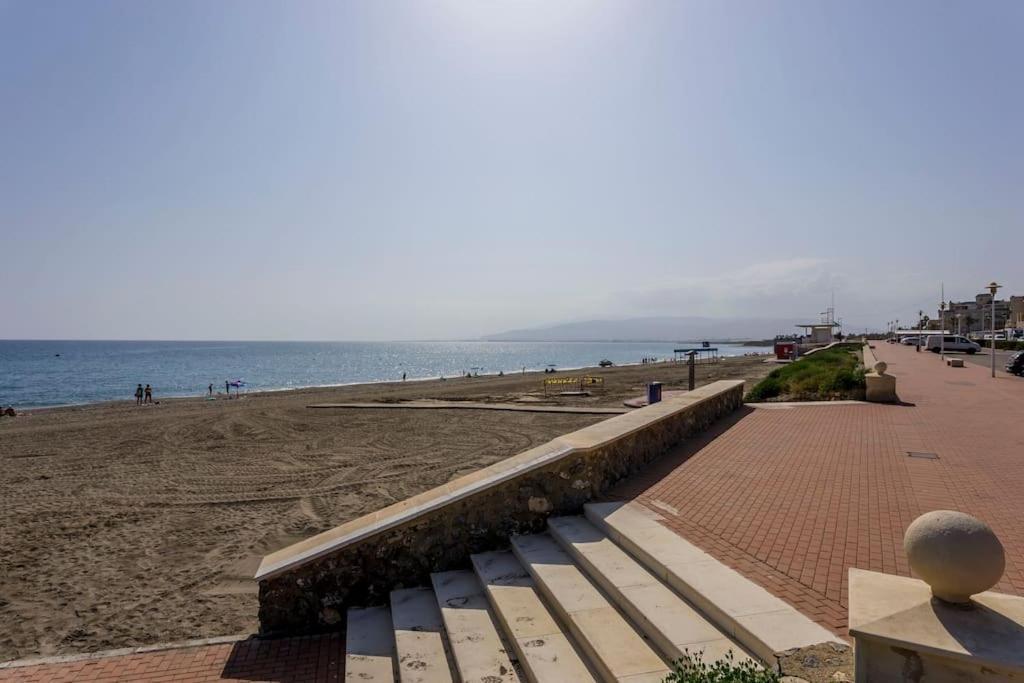 Loft primera línea playa, Cabo de Gata, Wifi Appartement Retamar  Buitenkant foto